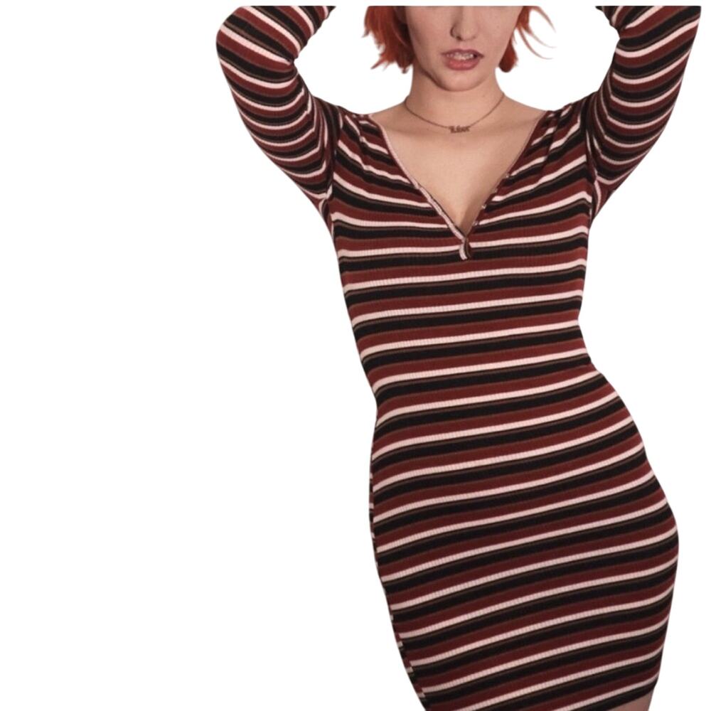 Garage- Long Sleeved Maroon Striped Bodycon Snap Knit Dress Size Small